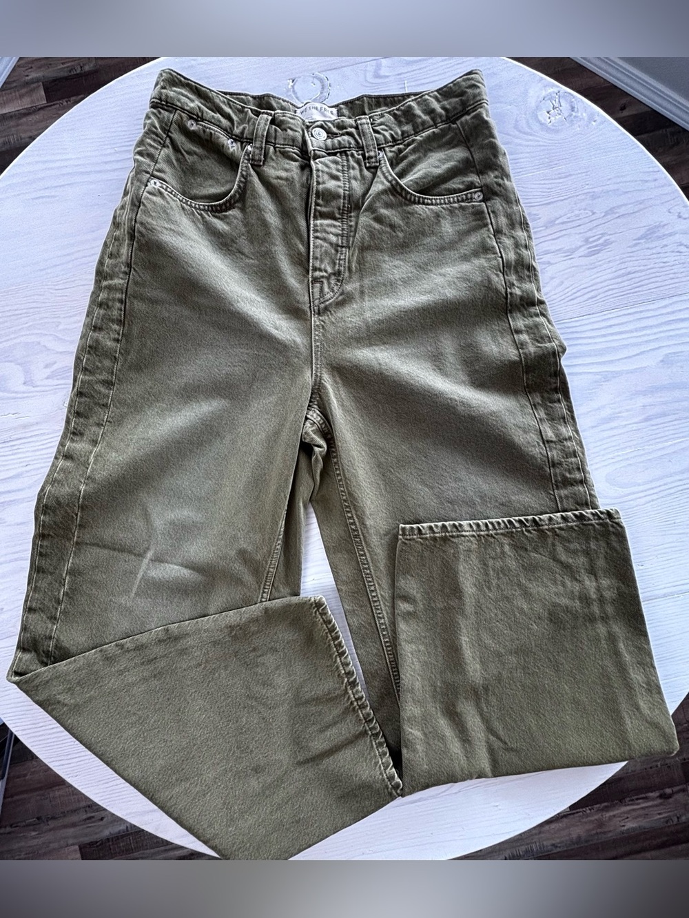Free People Straight Leg Jeans Size 29 NWOT